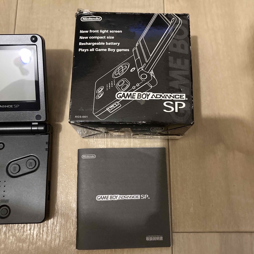 任天堂(ニンテンドウ)のゲームボーイアドバンス　GAMEBOY ADVANCE SP ブラック　黒 エンタメ/ホビーのゲームソフト/ゲーム機本体(携帯用ゲーム機本体)の商品写真