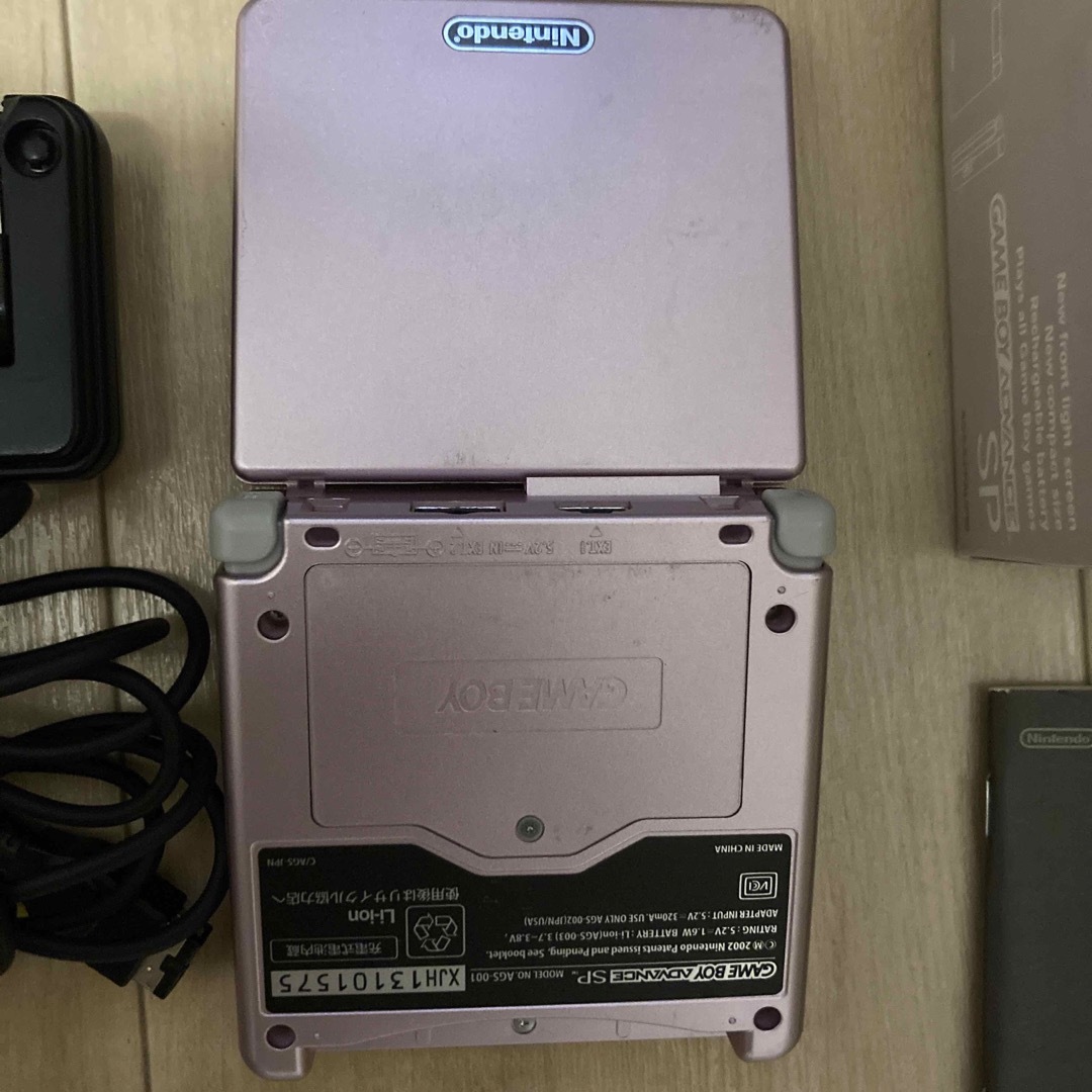 任天堂(ニンテンドウ)のゲームボーイアドバンス　GAMEBOY ADVANCE SP パールピンク エンタメ/ホビーのゲームソフト/ゲーム機本体(携帯用ゲーム機本体)の商品写真