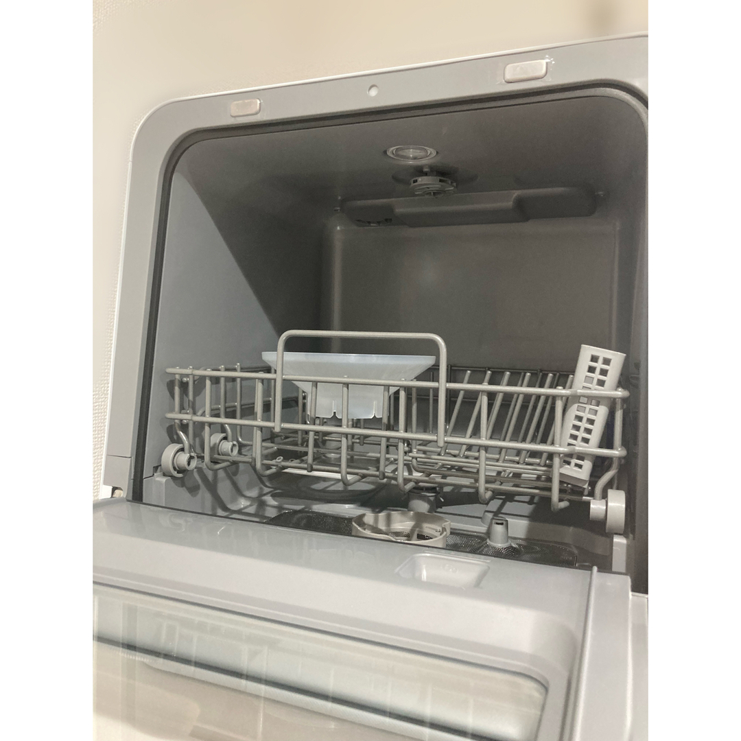 アイリスオーヤマ(アイリスオーヤマ)のIRIS KISHT-5000-W WHITEと洗剤セット スマホ/家電/カメラの生活家電(食器洗い機/乾燥機)の商品写真