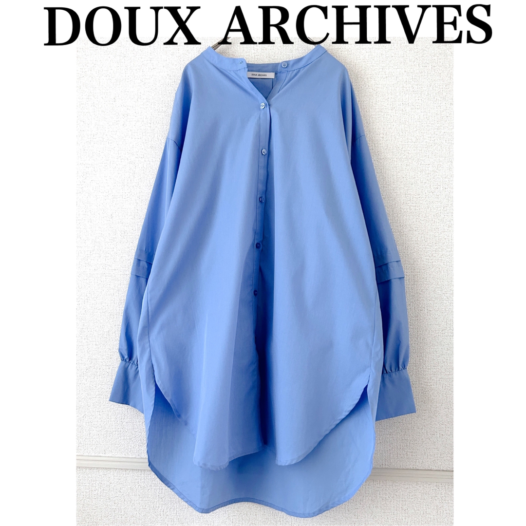 Doux archives(ドゥアルシーヴ)のDOUX ARCHIVES ドゥアルシーヴ  長袖シャツ　ブルー　美品 レディースのトップス(シャツ/ブラウス(長袖/七分))の商品写真