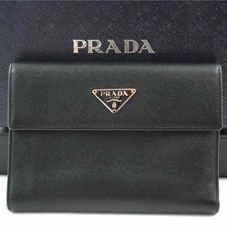 プラダ(PRADA)の【美品】PRADA プラダ　ゴールド　三角プレート　サフィアーノ　三つ折り(財布)