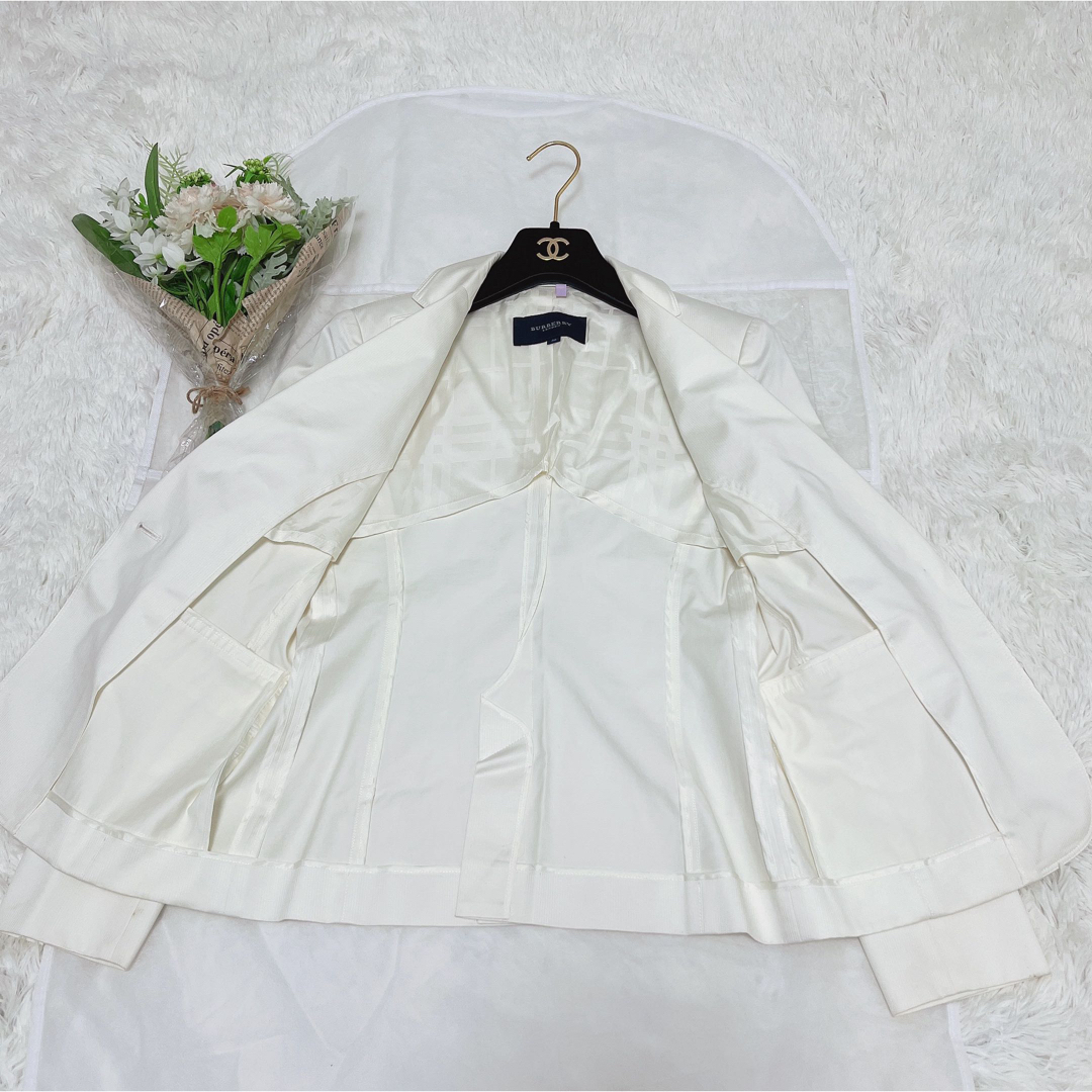 BURBERRY LONDON ホワイトスカートスーツ サイズ38-