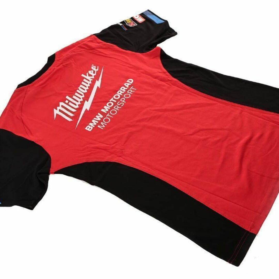 BMW(ビーエムダブリュー)のmilwaukee BMW  Motorsport Tシャツ 赤黒【L】 自動車/バイクの自動車(車内アクセサリ)の商品写真