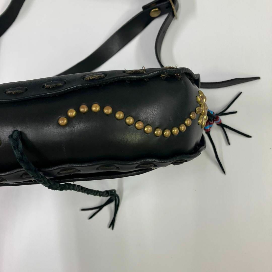 古着 スタッズ ショルダーバッグ フラワー レザー ビーズ ステッチ ブラック