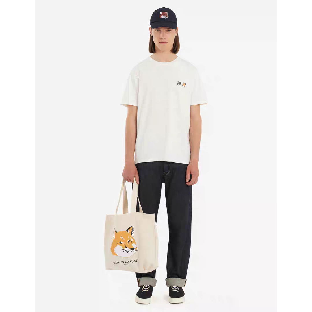 MAISON KITSUNE'(メゾンキツネ)のメゾンキツネ MAISON KITSUNE Sサイズ 白 フォックス Tシャツ レディースのトップス(Tシャツ(半袖/袖なし))の商品写真