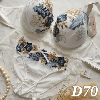 №151【D70】チュールベールフラワー ブラジャー＆ショーツ【ノンワイヤー】(ブラ&ショーツセット)