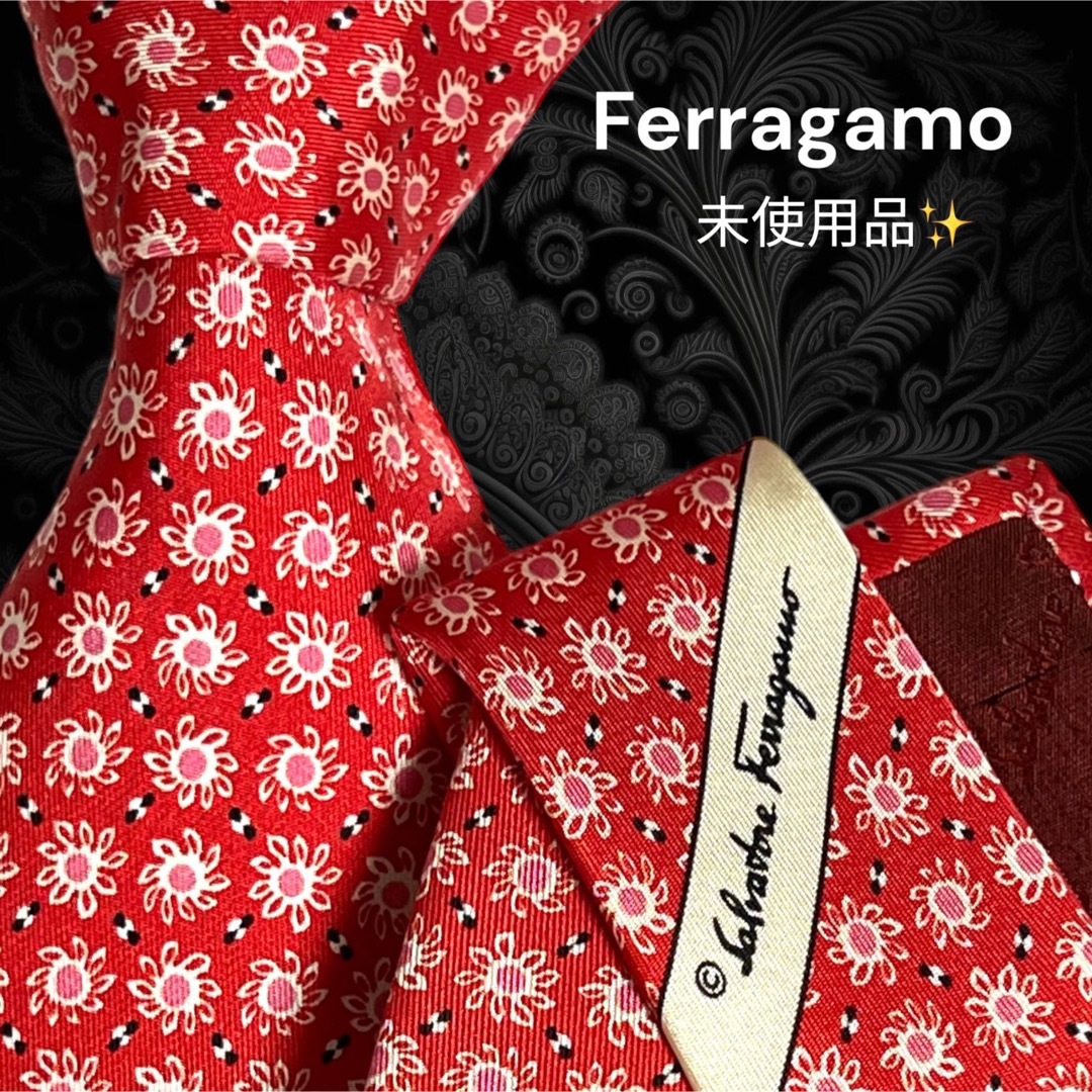 ✨未使用品✨ Ferragamo 花柄イタリア製 総柄 レッド系