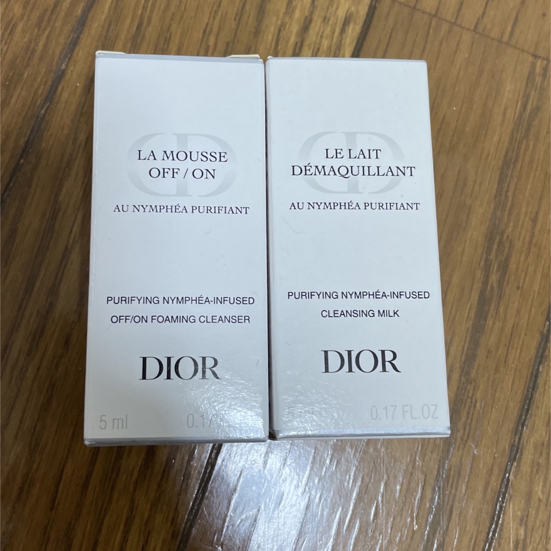 Dior(ディオール)のDior ノベルティ　ショッパー　フレグランス　ファンデ コスメ/美容のキット/セット(サンプル/トライアルキット)の商品写真