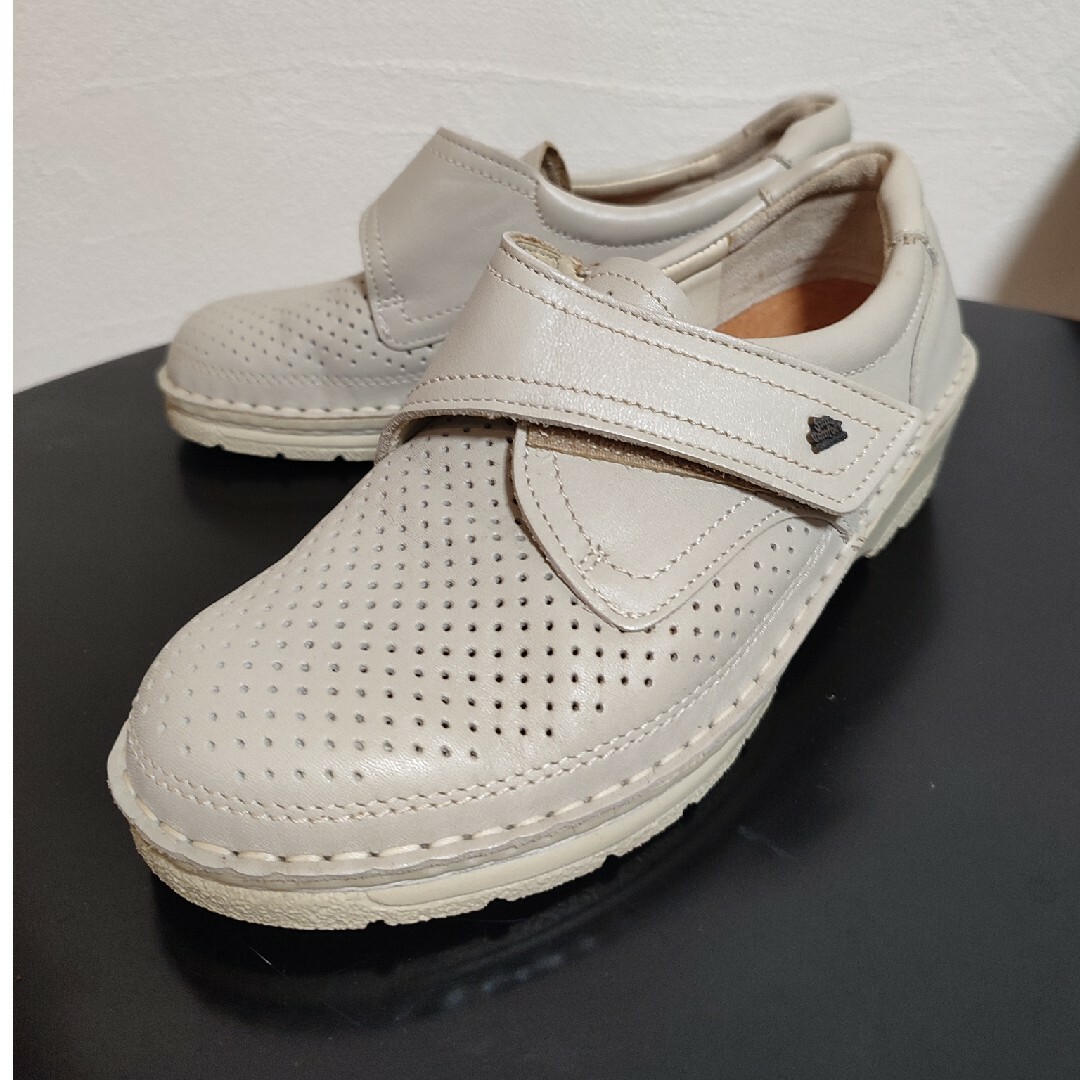 Finn Comfort(フィンコンフォート)の【未使用】Finn Comfort  VARESE size３ レディースの靴/シューズ(ローファー/革靴)の商品写真