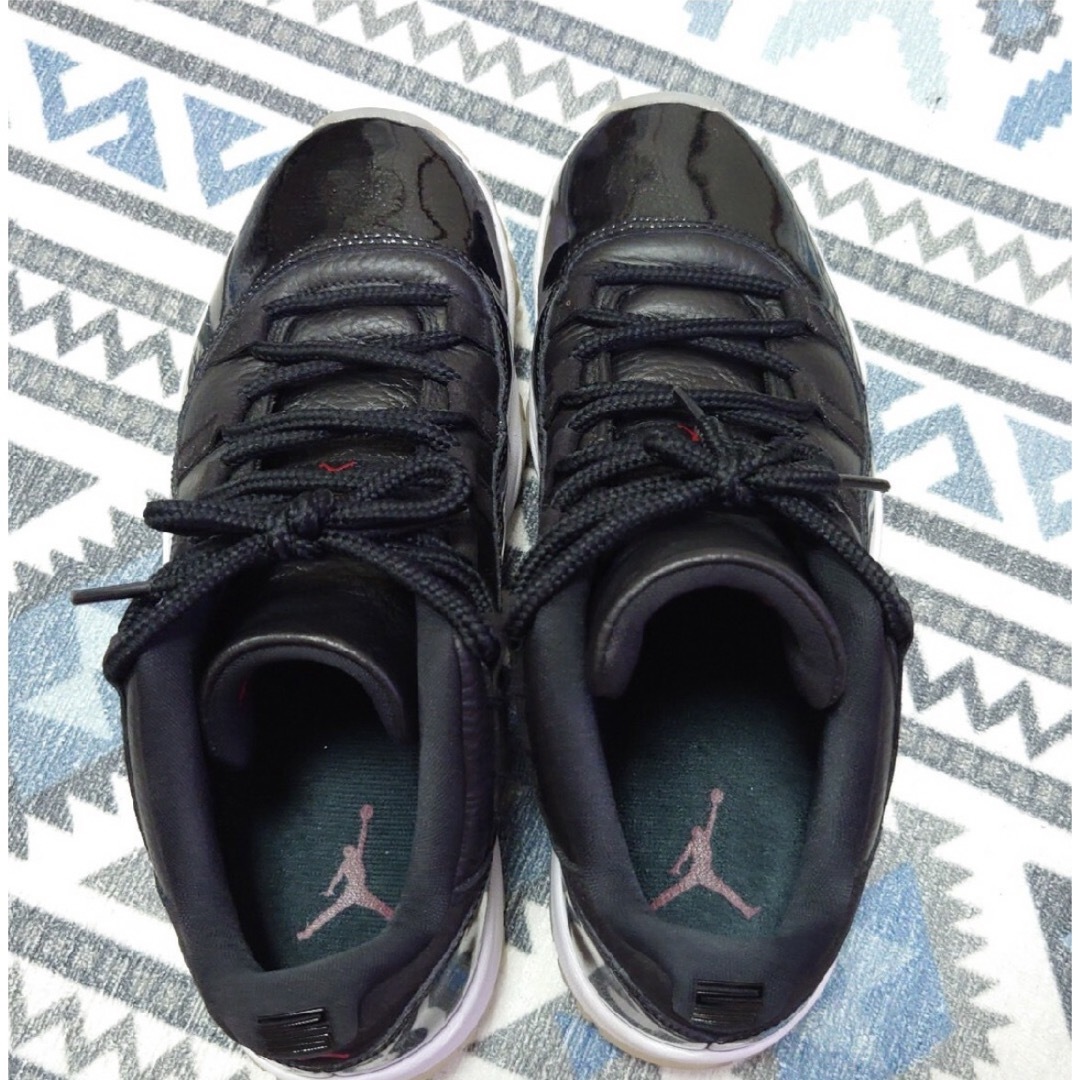 Nike Air Jordan 11 Low "72-10"