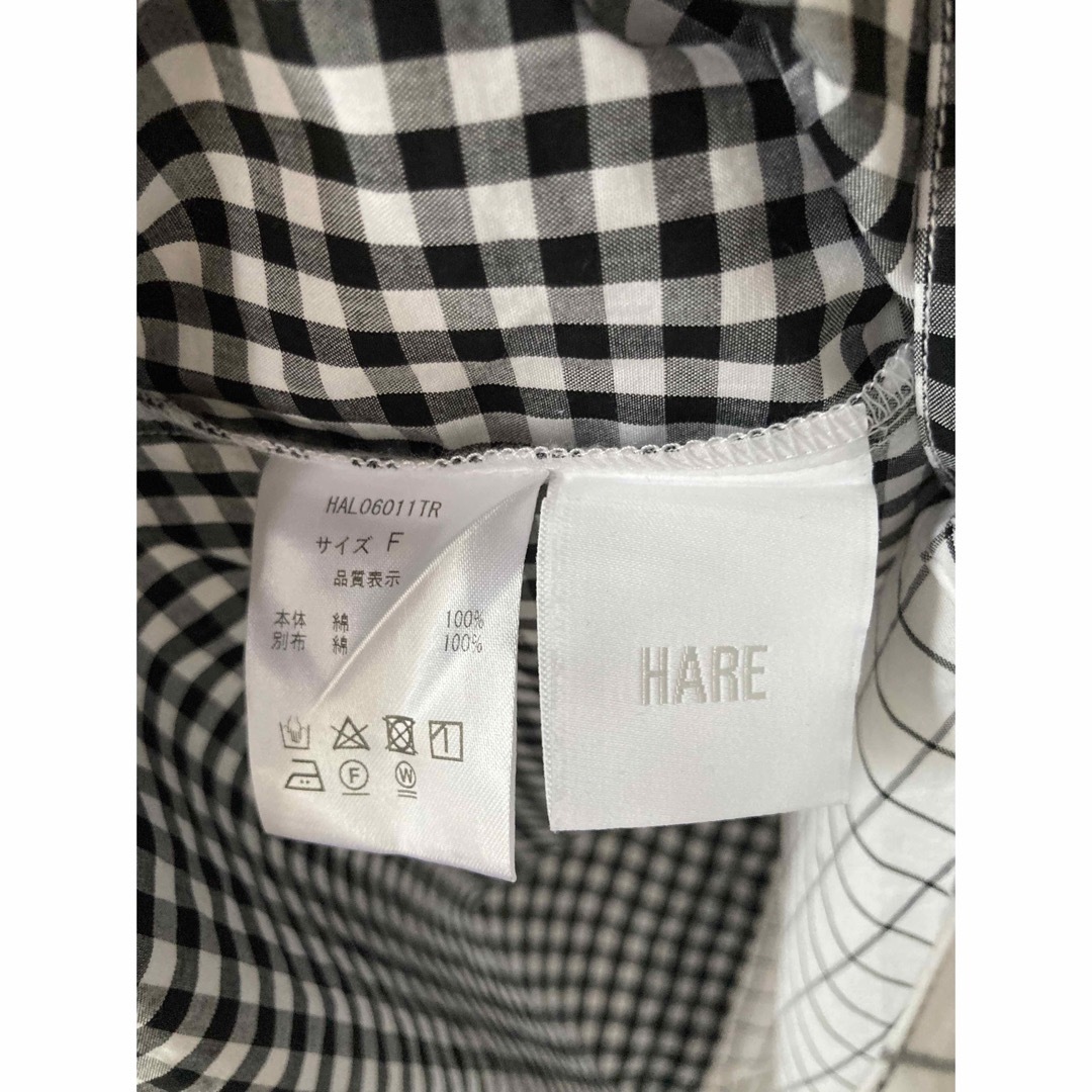 HARE(ハレ)のHARE アシンメトリー チェック シャツ ブラウス モノトーン レディースのトップス(シャツ/ブラウス(半袖/袖なし))の商品写真