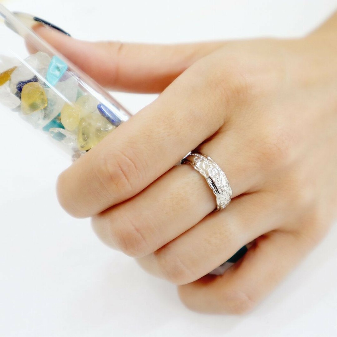 1358) ハワイアンジュエリー プルメリア 花 波 6mm幅 リング 指輪 レディースのアクセサリー(リング(指輪))の商品写真
