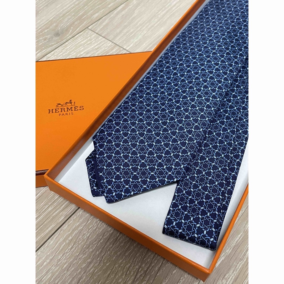 HERMES(エルメス) シルクネクタイ 青色 箱付き - ネクタイ
