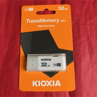 キオクシア KIOXIA USBメモリ 32GB USB3.2(PC周辺機器)