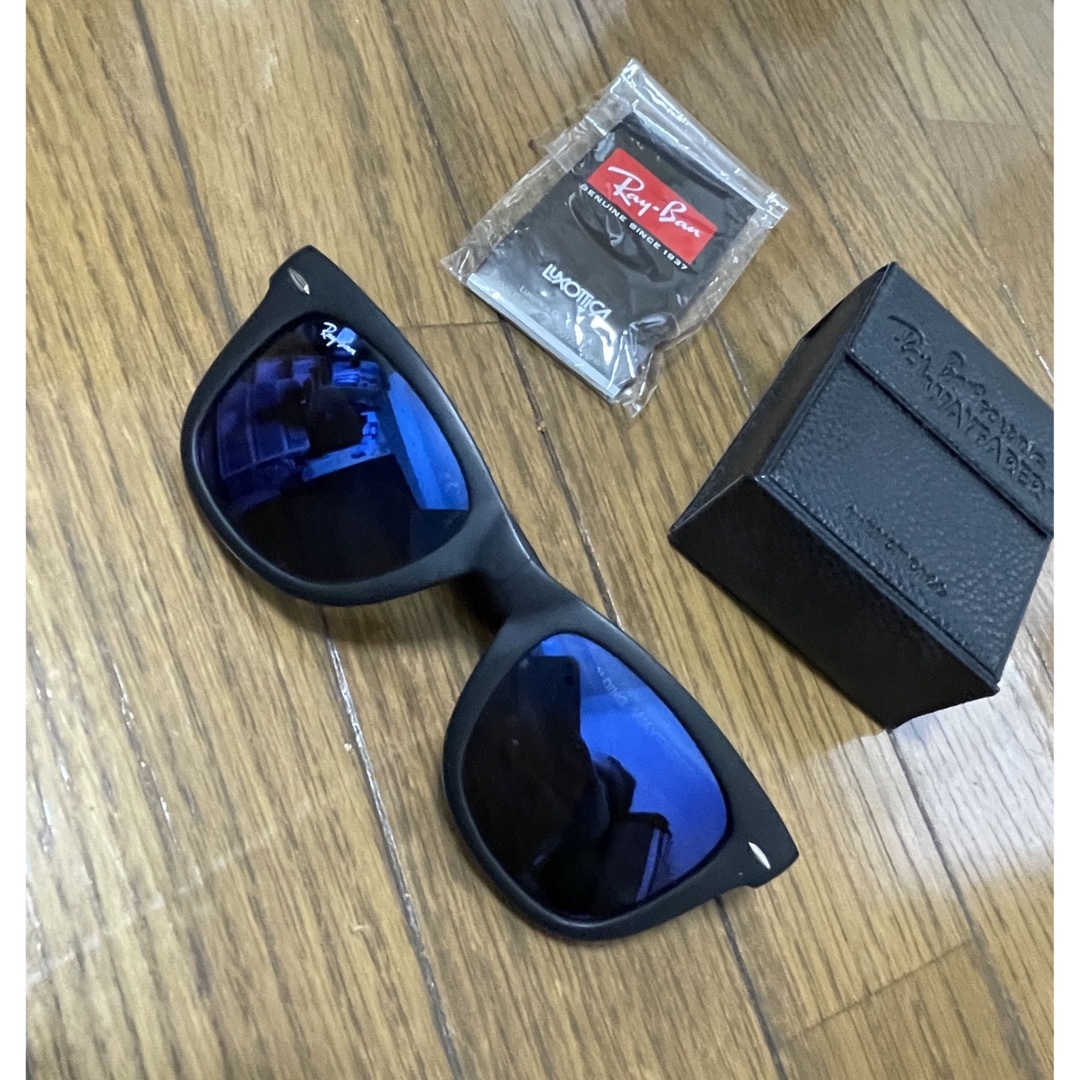 Ray-Ban(レイバン)のレイバン　Ray-Ban サングラス　折りたたみ式 メンズのファッション小物(サングラス/メガネ)の商品写真