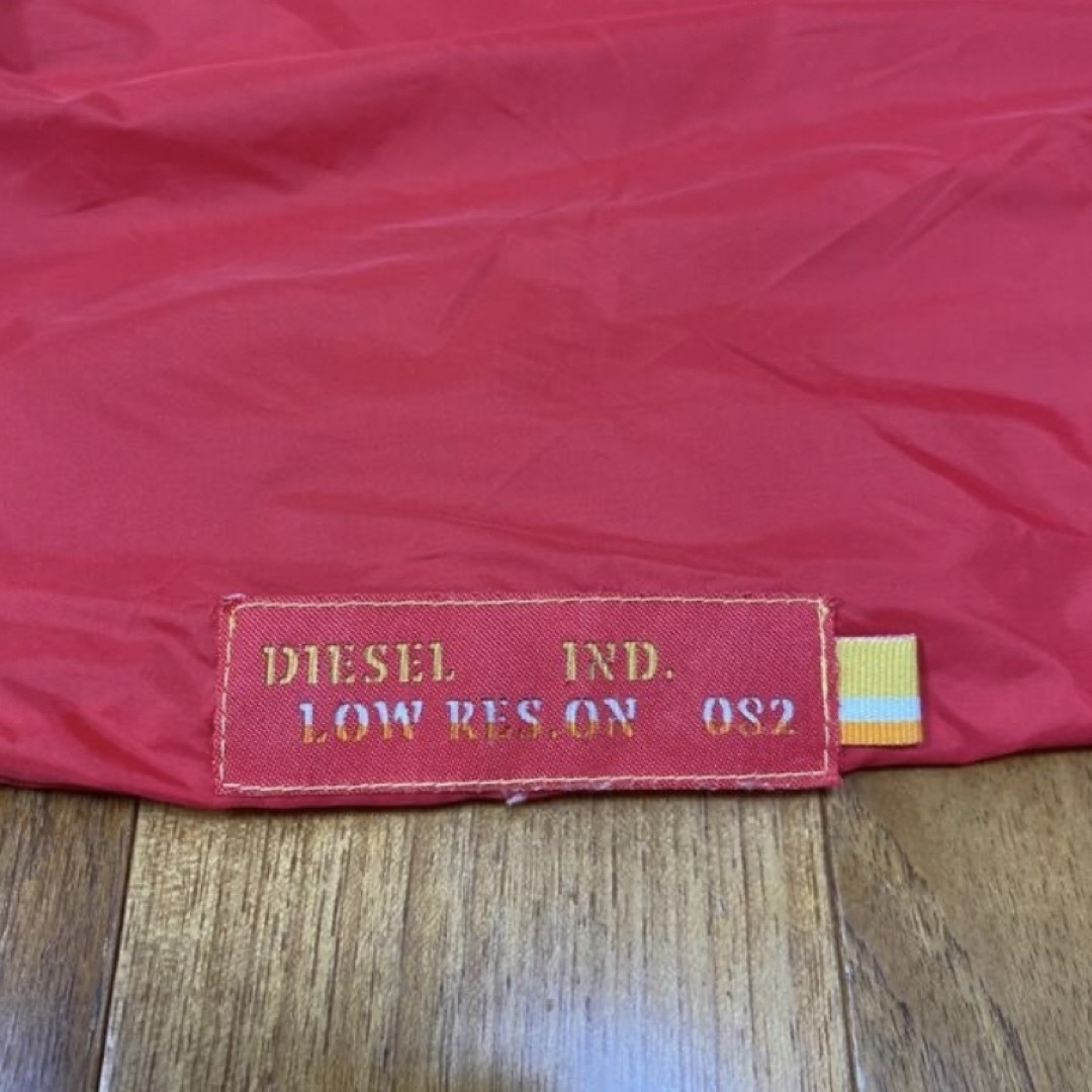 DIESEL(ディーゼル)の【新品/DIESEL】パーカー　Mサイズ メンズのジャケット/アウター(マウンテンパーカー)の商品写真