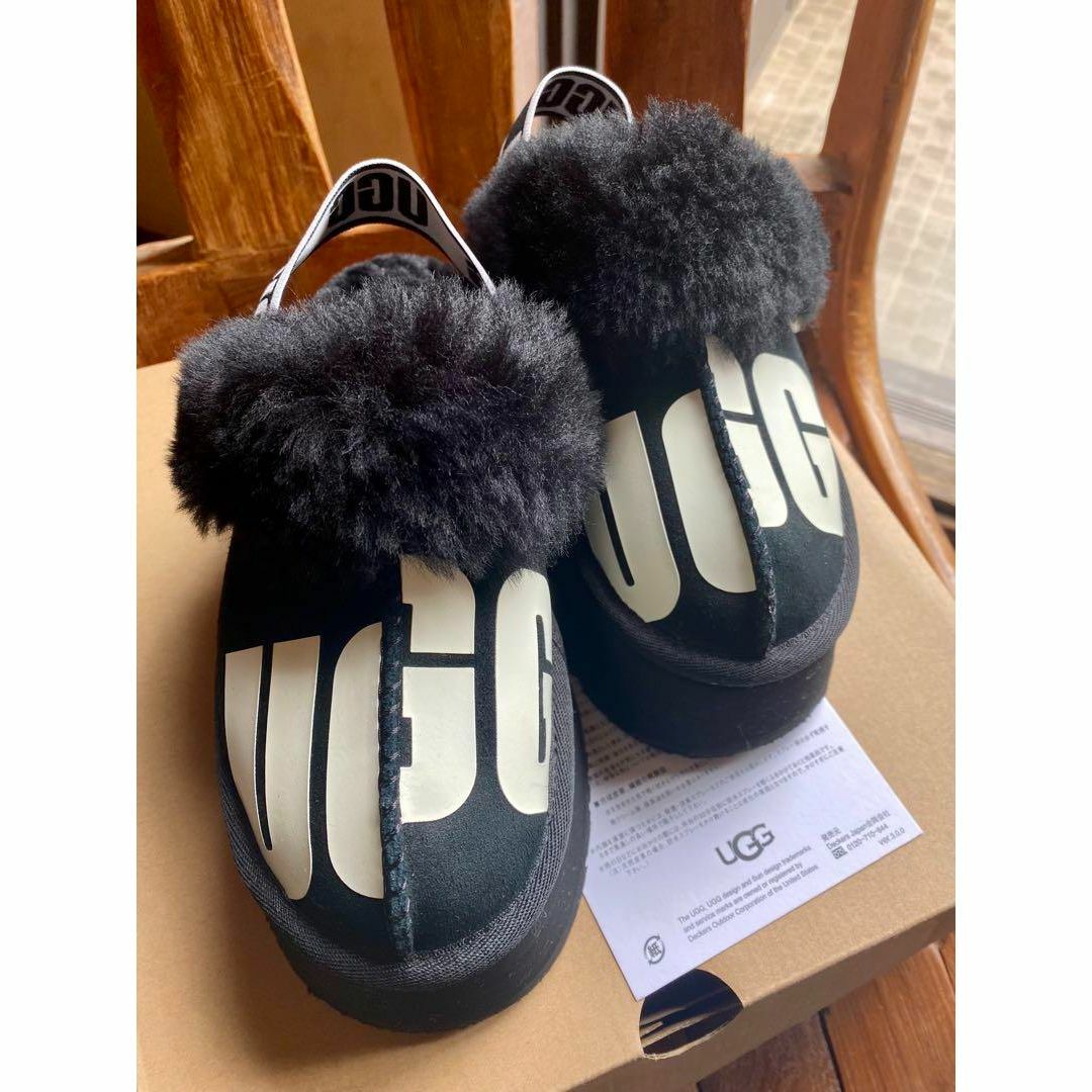 UGGサンダルスリッパ　ブラック\u0026イエロー　新品　未使用