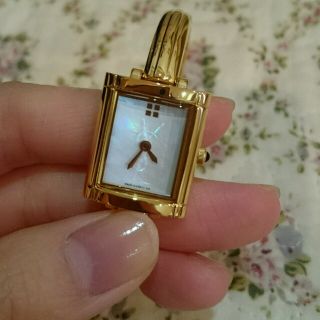 Yves Saint Laurent Beaute(腕時計)のフリマアイテム一覧 Yves Saint Laurent Beaute(腕時計)のフリマアイテム一覧