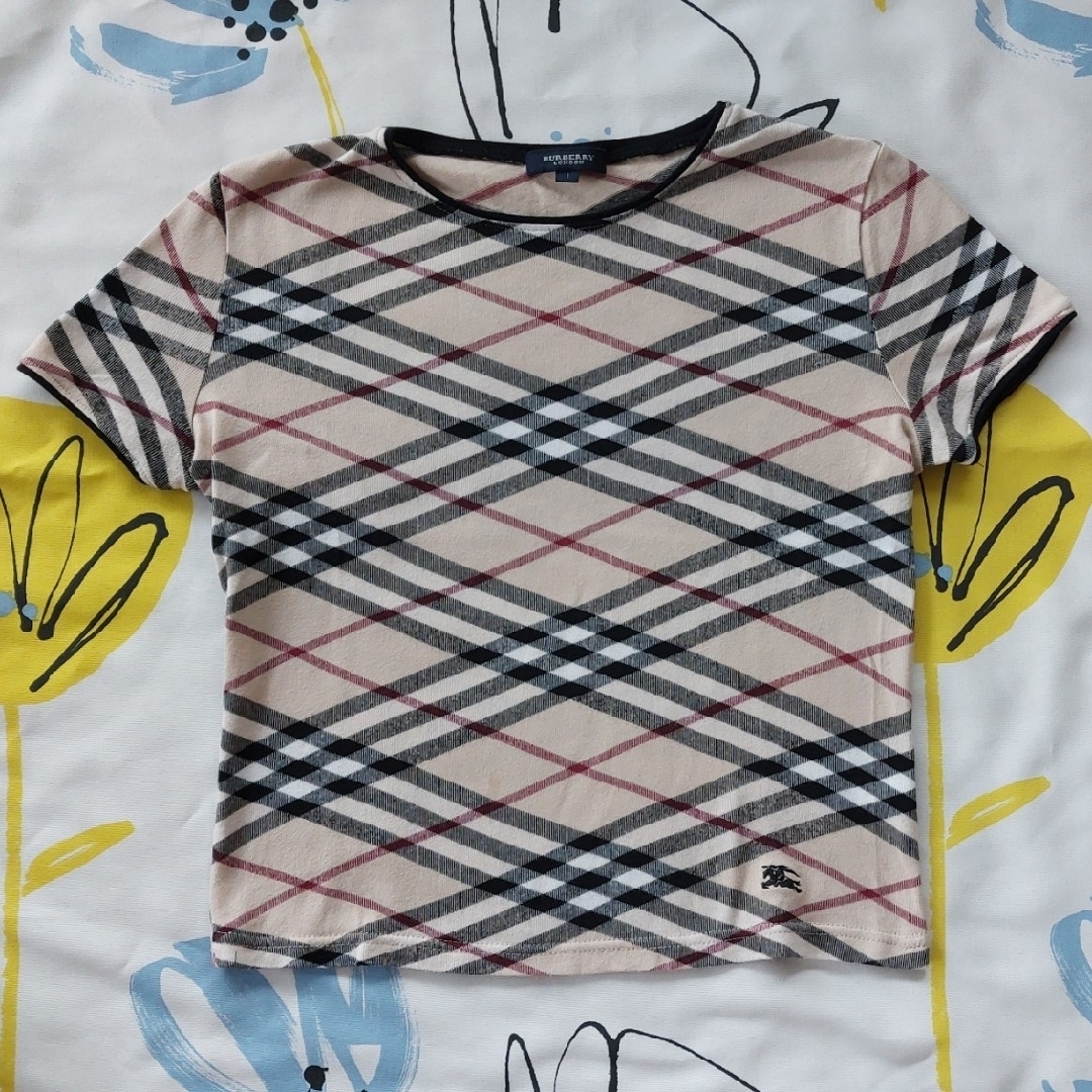 BURBERRY(バーバリー)の最終　S　160 バーバリー　上下　スカート　Tシャツ　セットアップ キッズ/ベビー/マタニティのキッズ服女の子用(90cm~)(スカート)の商品写真