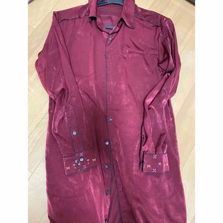 hazama 繍美が残した痕跡のロングシャツ シャツ ボルドーの通販 by