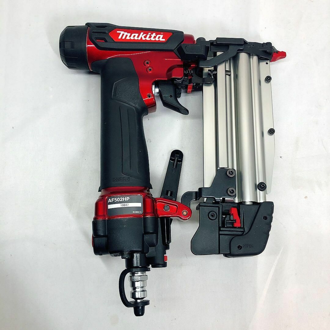 Makita 【未使用品】AF502HP マキタ 高圧ピンタッカ ピンネイル15〜50mmの通販 by SDMT SHOP ～中古品販売～｜マキタ ならラクマ