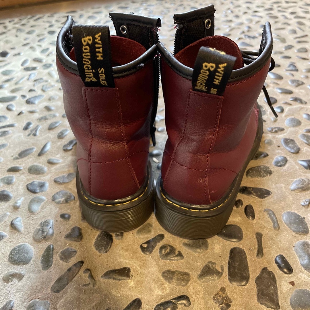 Dr.Martens(ドクターマーチン)のドクターマーチン　キッズ　ブーツ キッズ/ベビー/マタニティのキッズ靴/シューズ(15cm~)(ブーツ)の商品写真