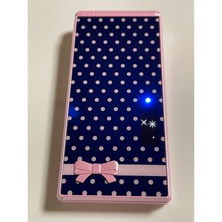 フジツウ(富士通)の美品 docomo F-06D Girls' ハッピーピンク ニコラコラボ⭐️(携帯電話本体)