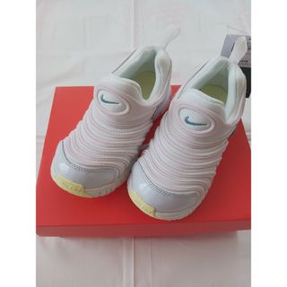 新品☆NIKE☆ナイキ☆キッズ☆ダイナモ☆ダイナモフリー☆スリッポン☆19cm