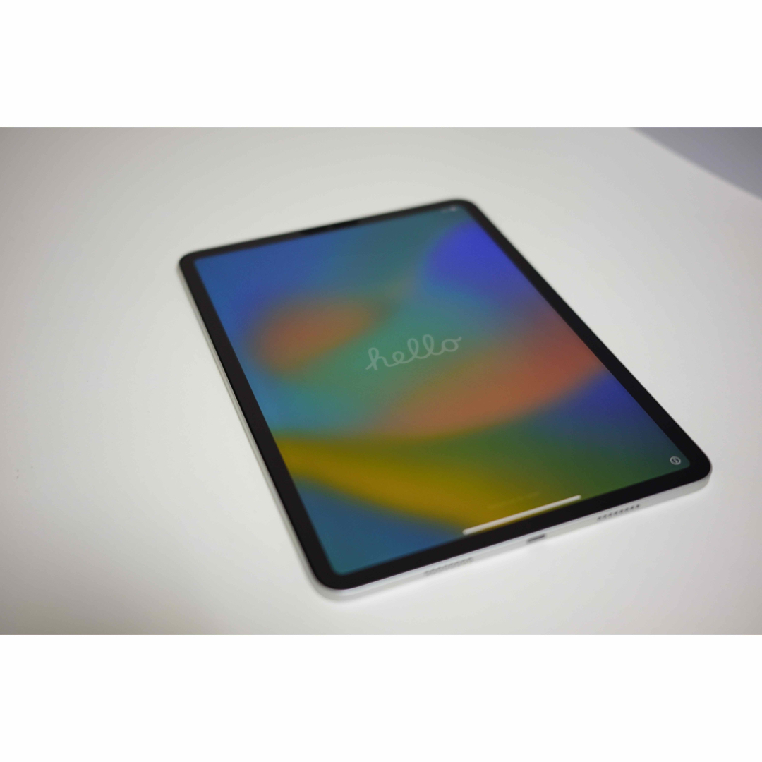 Apple(アップル)のiPad Pro 11インチ第4世代 Wi-Fi 128GB  シルバー スマホ/家電/カメラのPC/タブレット(タブレット)の商品写真