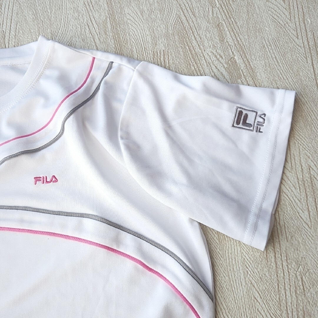 FILA(フィラ)のFILA/フィラ　半袖Ｔシャツ　スポーツＴシャツ　レディース　流線ライン スポーツ/アウトドアのゴルフ(ウエア)の商品写真