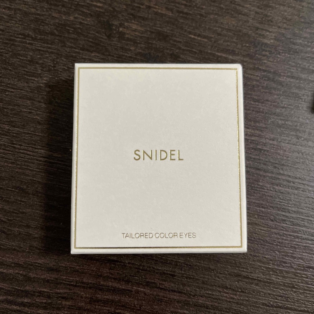 SNIDEL(スナイデル)のSNIDEL ティラード　カラー　アイズ(アイカラー) コスメ/美容のベースメイク/化粧品(アイシャドウ)の商品写真