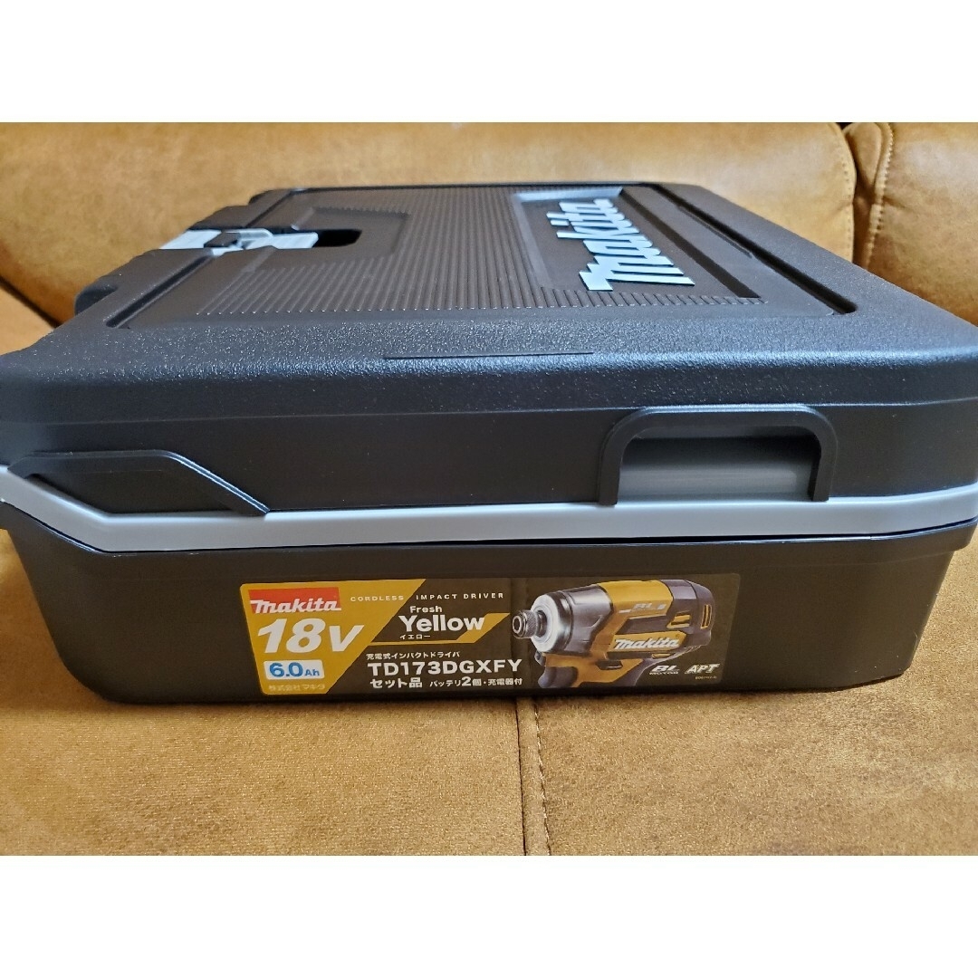新品 マキタ インパクトドライバー TD173DGX FY 【領収書発行可能】 新品 マキタ インパクトドライバー TD173DGX FY 【領収書発行可能】
