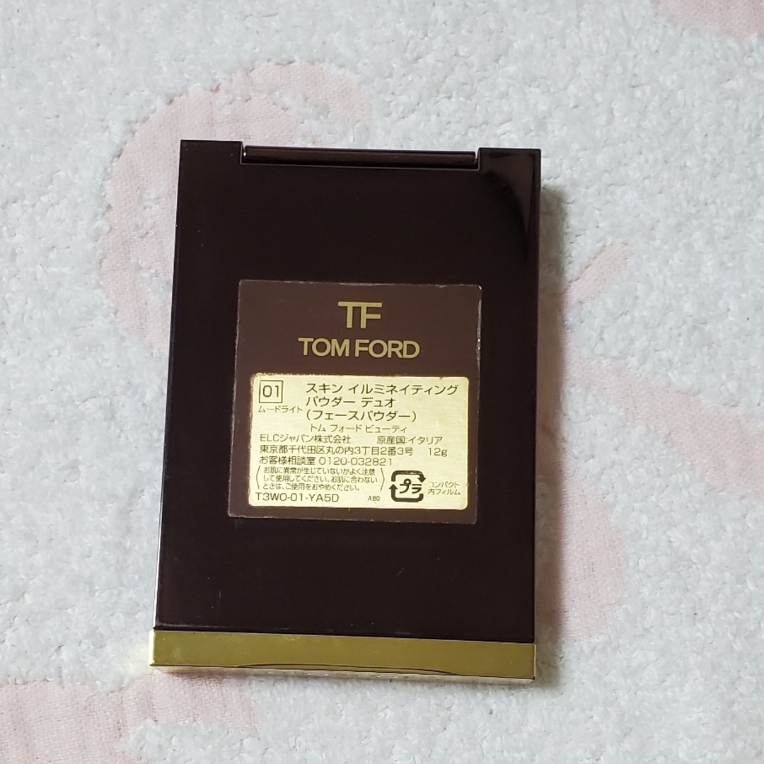 TOM FORD トムフォード スキン イルミネイティング パウダー デュオ 01 ムードライトの通販 by sakura's  shop｜トムフォードならラクマ