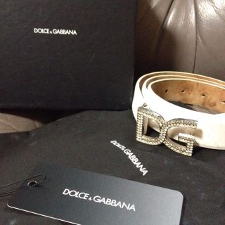ドルチェアンドガッバーナ(DOLCE&GABBANA)のＤ＆Ｇ★レディース細ベルト(ベルト)