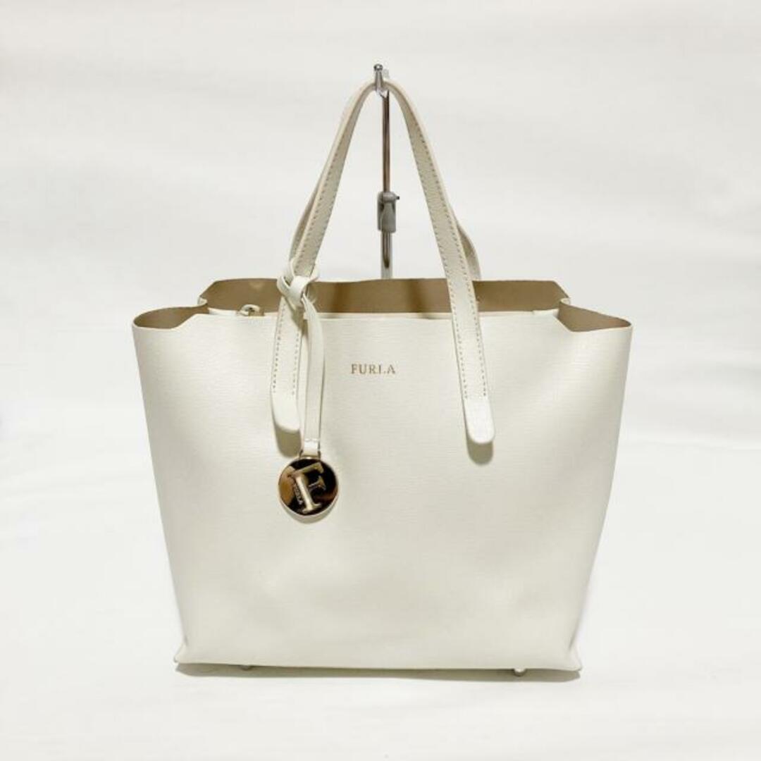 FURLA フルラ　トートバッグ