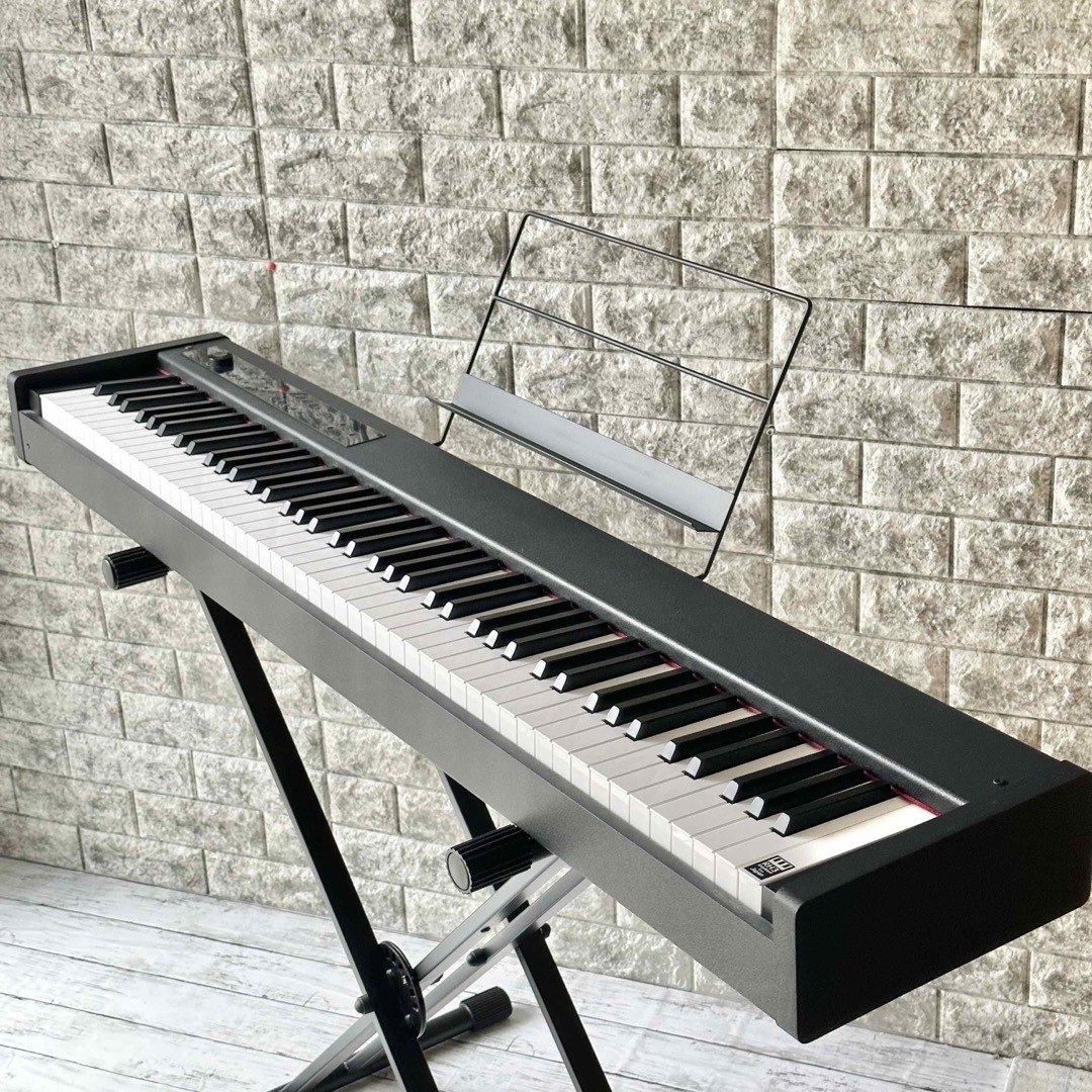 KORG(コルグ)のKORG 88鍵電子ピアノ D1スタンドセット 楽器の鍵盤楽器(電子ピアノ)の商品写真