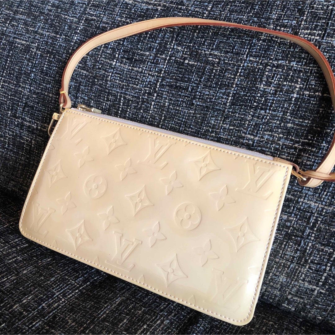 LOUIS VUITTON(ルイヴィトン)のLOUIS VUITTONヴィトン　ヴェルニ　レキシントン レディースのバッグ(ハンドバッグ)の商品写真