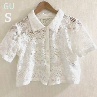 ジーユー(GU)のジーユー GU レース コンパクトシャツ ブラウス 半袖 白 ホワイト 花(Tシャツ(半袖/袖なし))