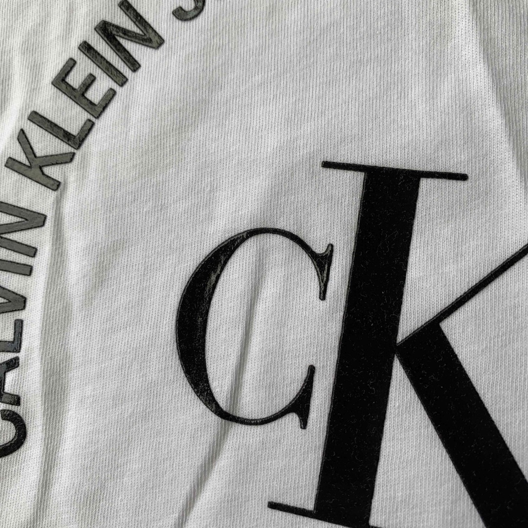 Calvin Klein(カルバンクライン)の【新品】カルバンクライン Calvin Klein Tシャツ 白 メンズM メンズのトップス(Tシャツ/カットソー(半袖/袖なし))の商品写真