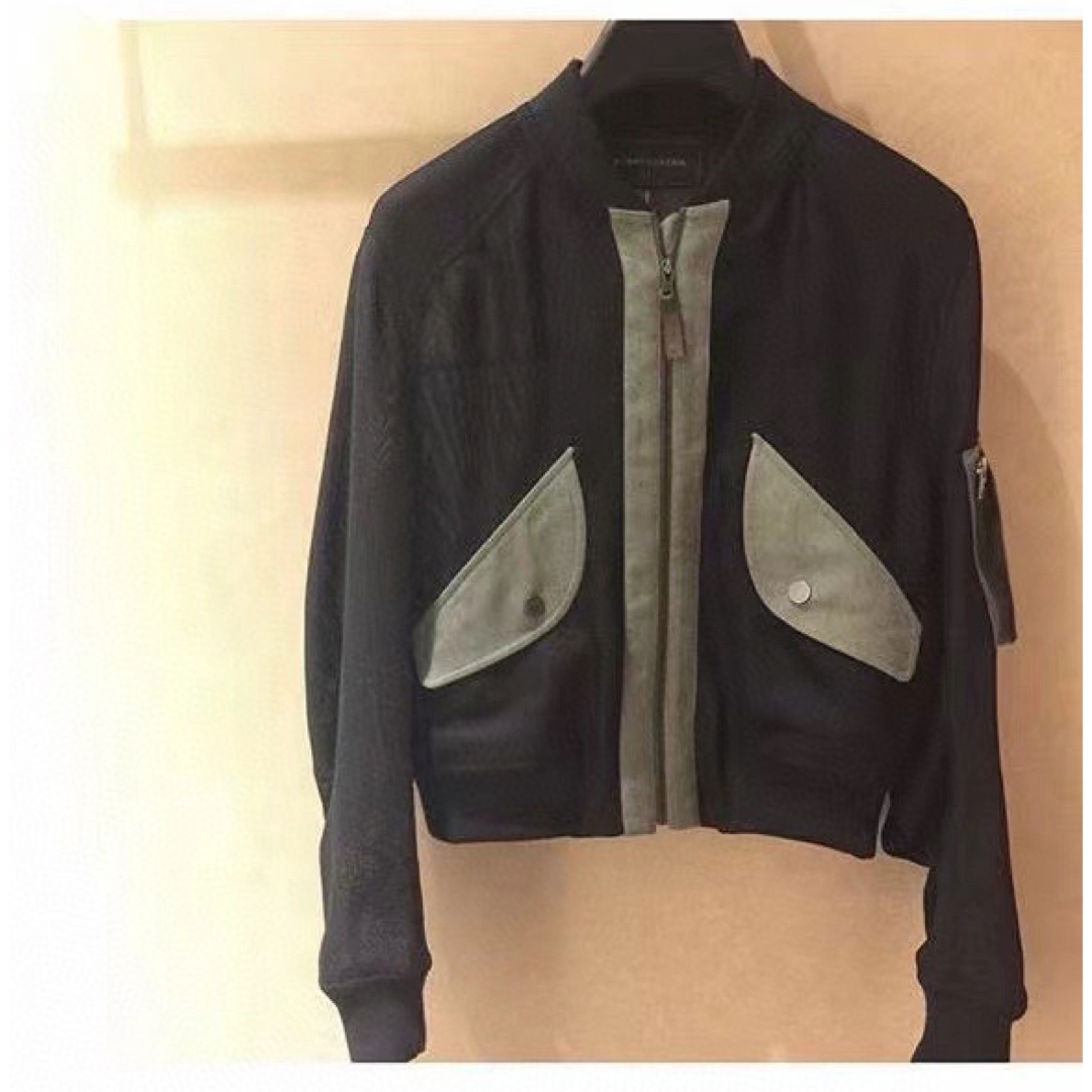 BCBGMAXAZRIA(ビーシービージーマックスアズリア)の❤️BCBGMAXAZRIA　新作　新品　黒　ジャケット　オシャレ　 レディースのジャケット/アウター(ノーカラージャケット)の商品写真