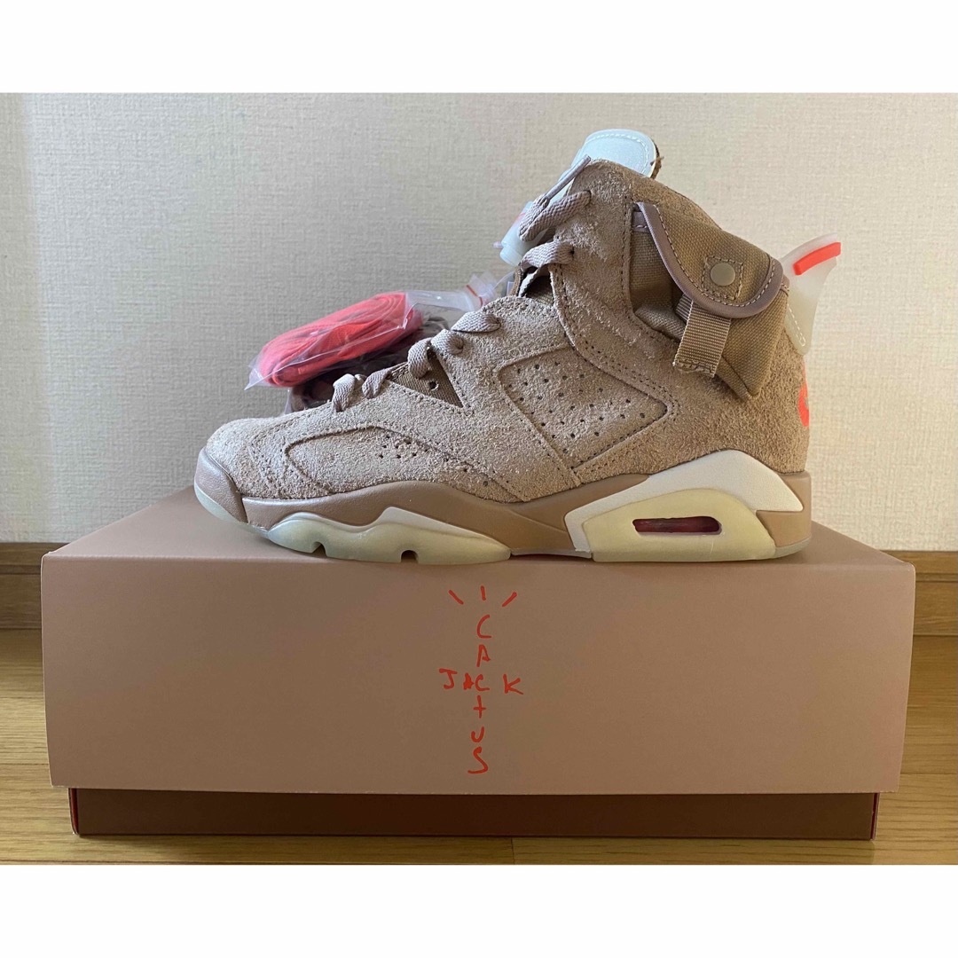 NIKE(ナイキ)のTravis Scott Nike Air Jordan 6 Khaki US6 メンズの靴/シューズ(スニーカー)の商品写真