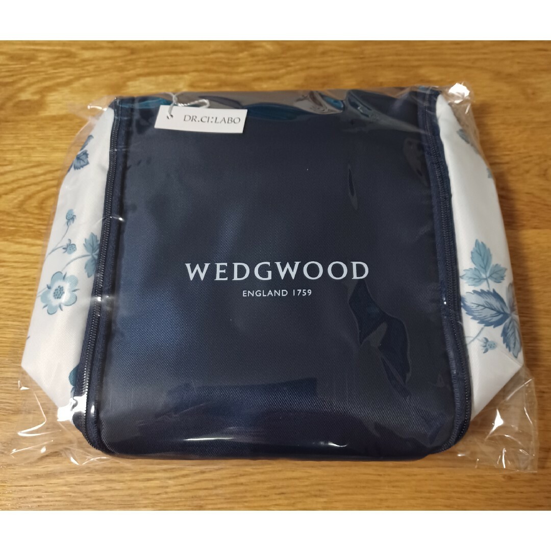 WEDGWOOD(ウェッジウッド)の【新品未開封】ウエッジウッド トラベルポーチ ドクターシーラボ レディースのファッション小物(ポーチ)の商品写真