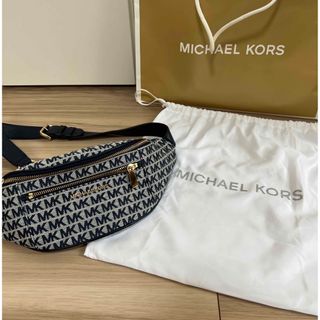 マイケルコース(Michael Kors)のマイケルコース　ウエストバック　ほぼ新品！✨約1/4価格で！(ショルダーバッグ)