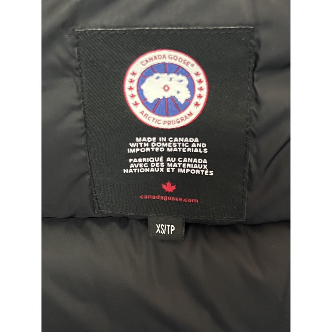 CANADA GOOSE(カナダグース)のCANADA GOOSE  ベスト　即購入OK♡ レディースのジャケット/アウター(ダウンベスト)の商品写真