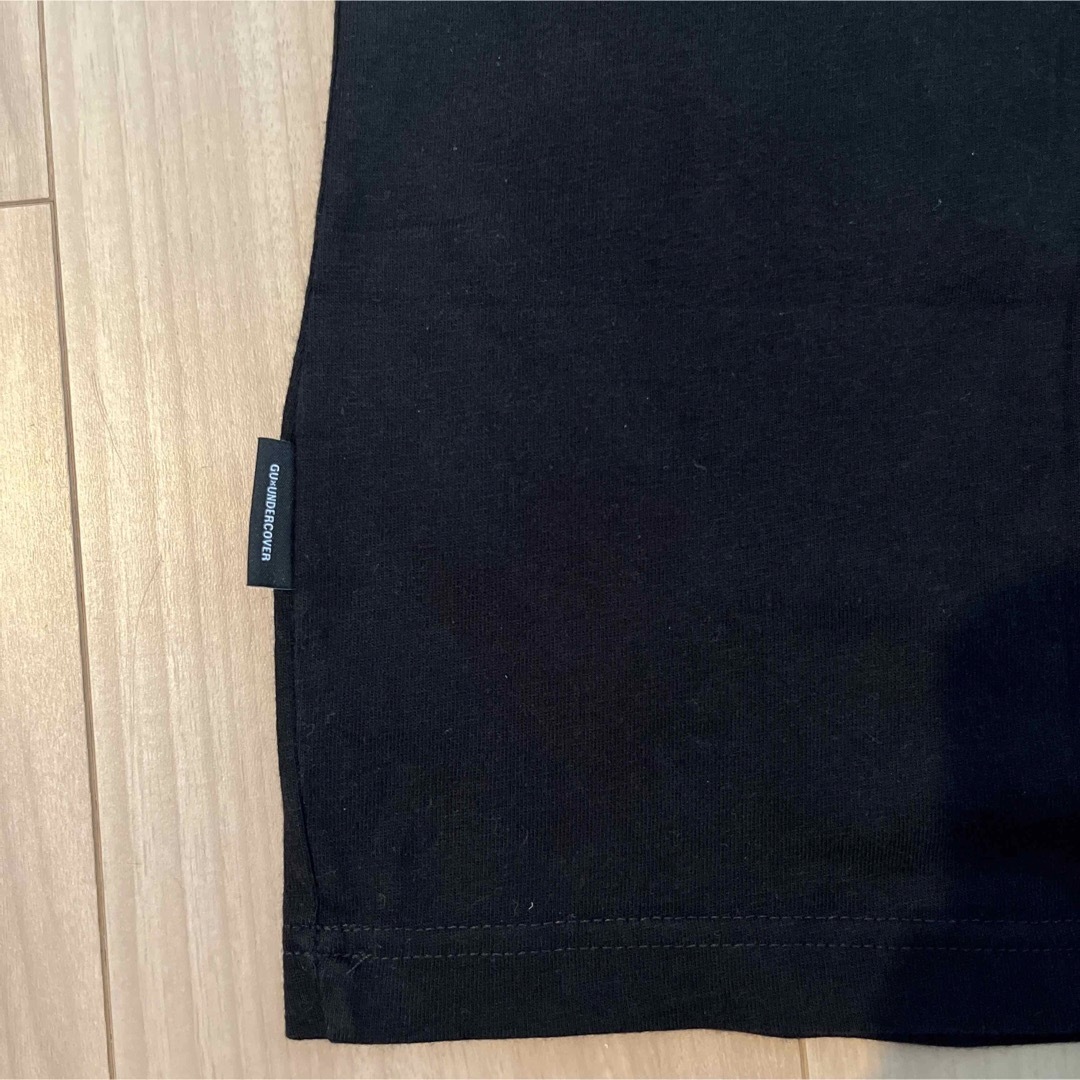 GU(ジーユー)のGU×UNDERCOVER ジーユー×アンダーカバー 白雪姫コラボ XLサイズ メンズのトップス(Tシャツ/カットソー(半袖/袖なし))の商品写真