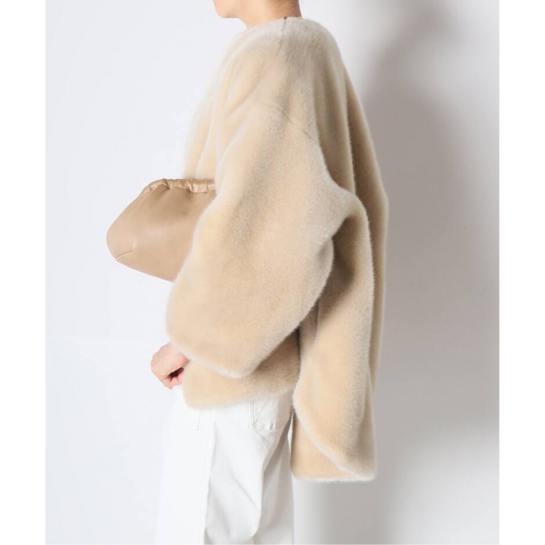 DEUXIEME CLASSE(ドゥーズィエムクラス)の【A POINT ETC/アーポワン ウテセ】ECO FUR ブルゾン　新品 レディースのジャケット/アウター(毛皮/ファーコート)の商品写真