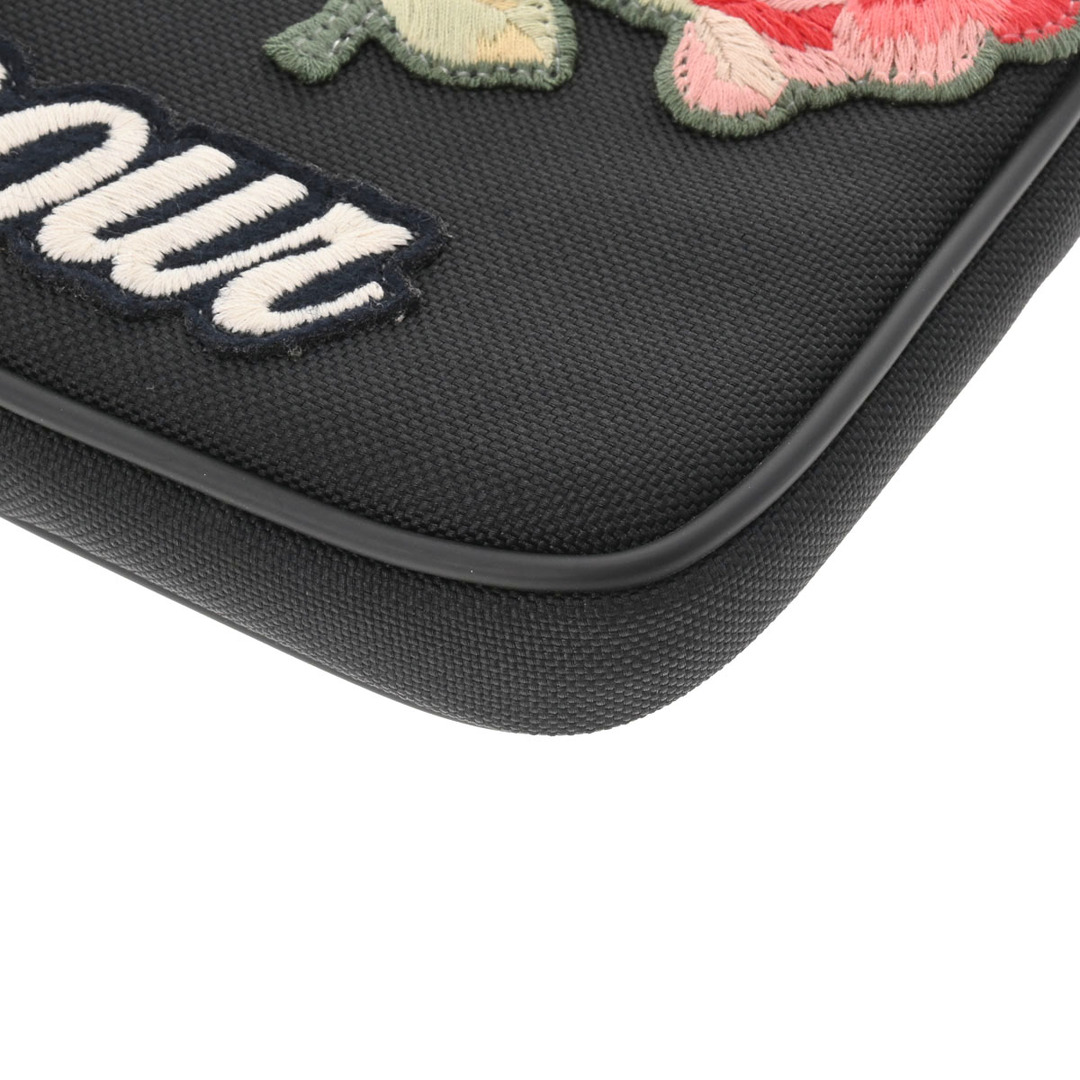 Gucci - グッチ 蝶 エンブロイダリー ラップトップケース クラッチ