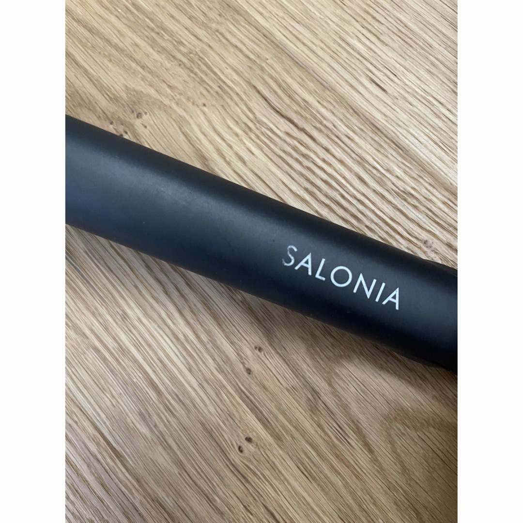 SALONIA ストレートヘアアイロン スマホ/家電/カメラの美容/健康(ヘアアイロン)の商品写真