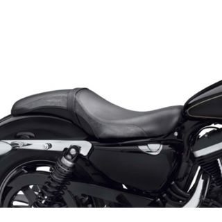 ハーレーダビッドソン(Harley Davidson)のCRFTさん専用スポーツスターバッドランダーカスタムシート(ヘルメット/シールド)