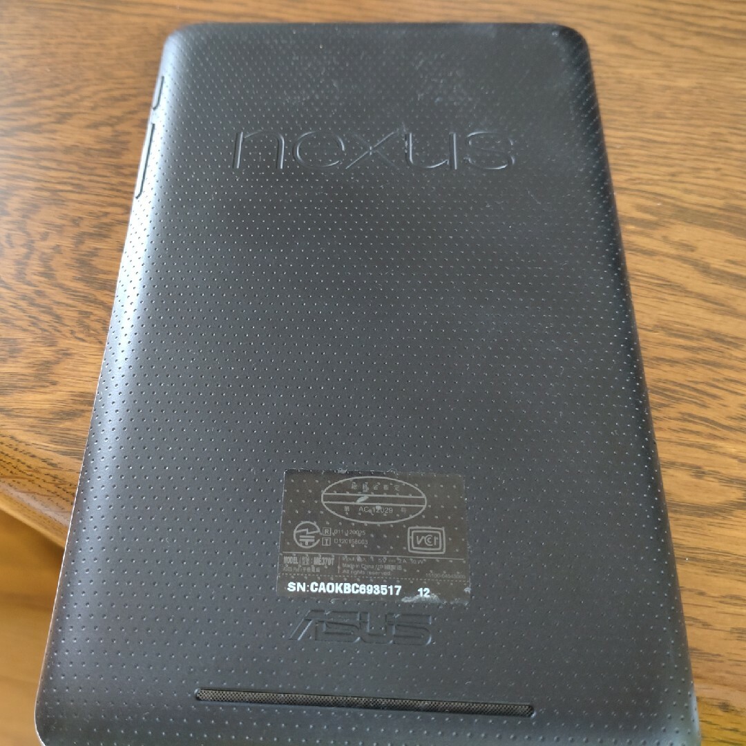 ASUS(エイスース)のnexus7 32GBモデル wifi スマホ/家電/カメラのPC/タブレット(タブレット)の商品写真